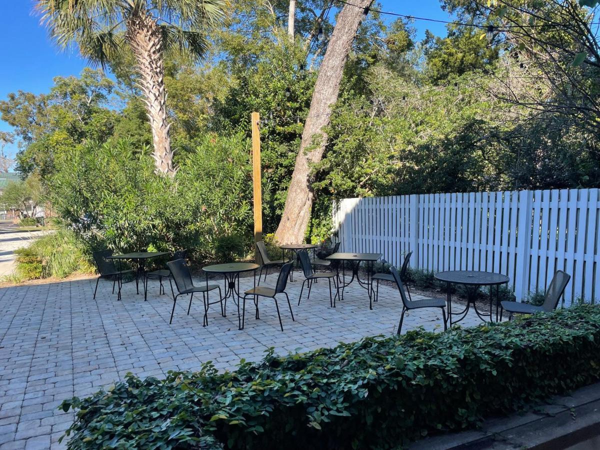 607 Bay Inn Downtown Beaufort Eksteriør billede